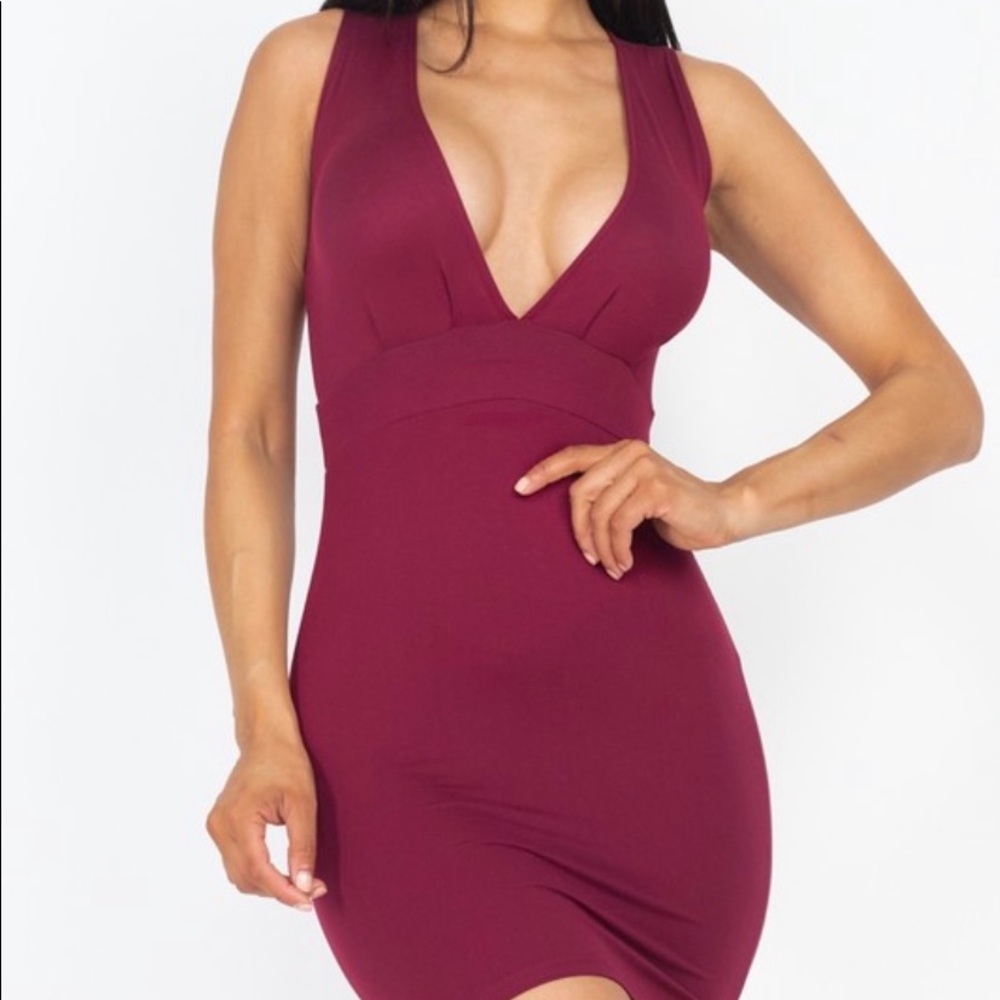New Burgundy Deep V Neck Front Tuck Bodycon Dress